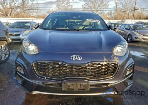 2020 Kia Sportage S z USA, uszkodzony, nr VIN KNDP6CAC7L7716722